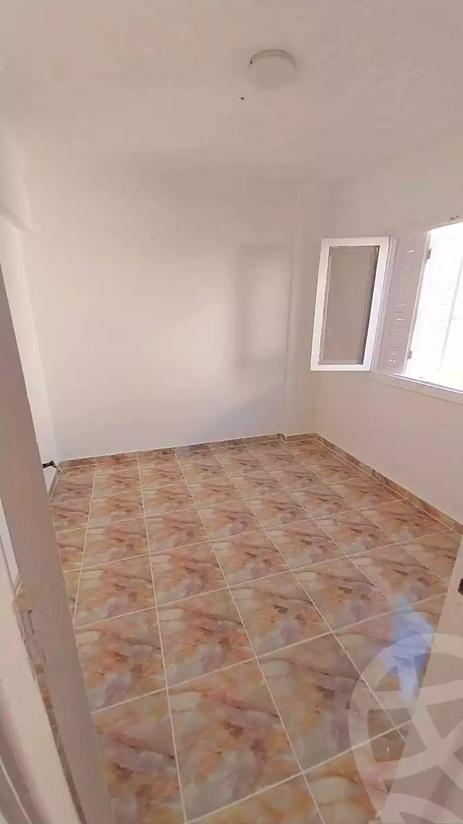 https://aqarmap.com.eg/en/listing/7210081-for-sale-alexandria-al-agamy-shataa-el-nakheel