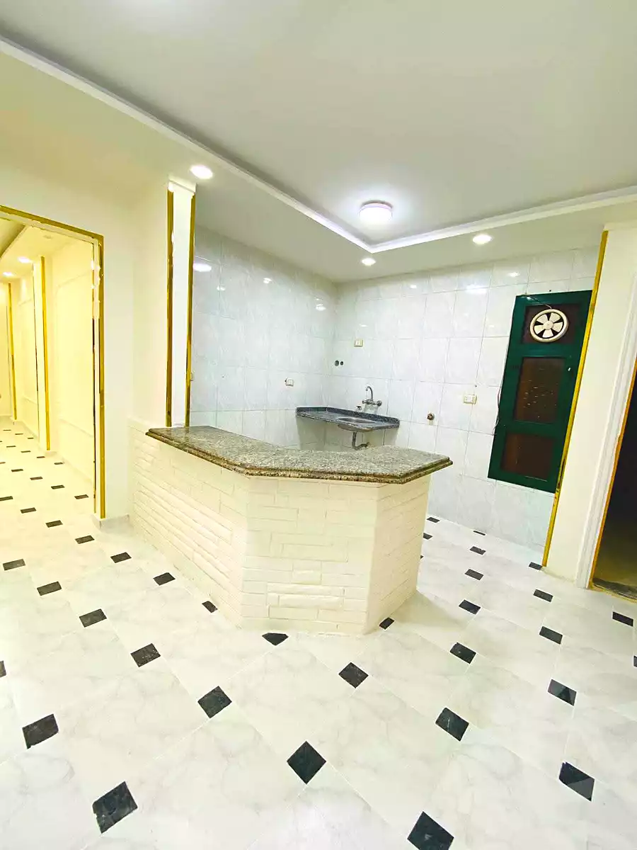 https://aqarmap.com.eg/ar/listing/7210176-for-sale-alexandria-al-agamy-shataa-el-nakheel