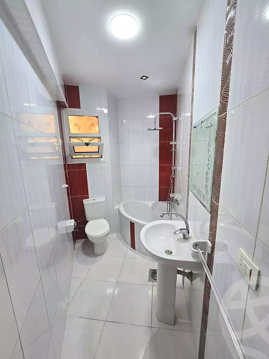https://aqarmap.com.eg/ar/listing/7210265-for-sale-alexandria-sydy-bshr-sydy-bshr-bhry-shr-mhmwd-l-yswy