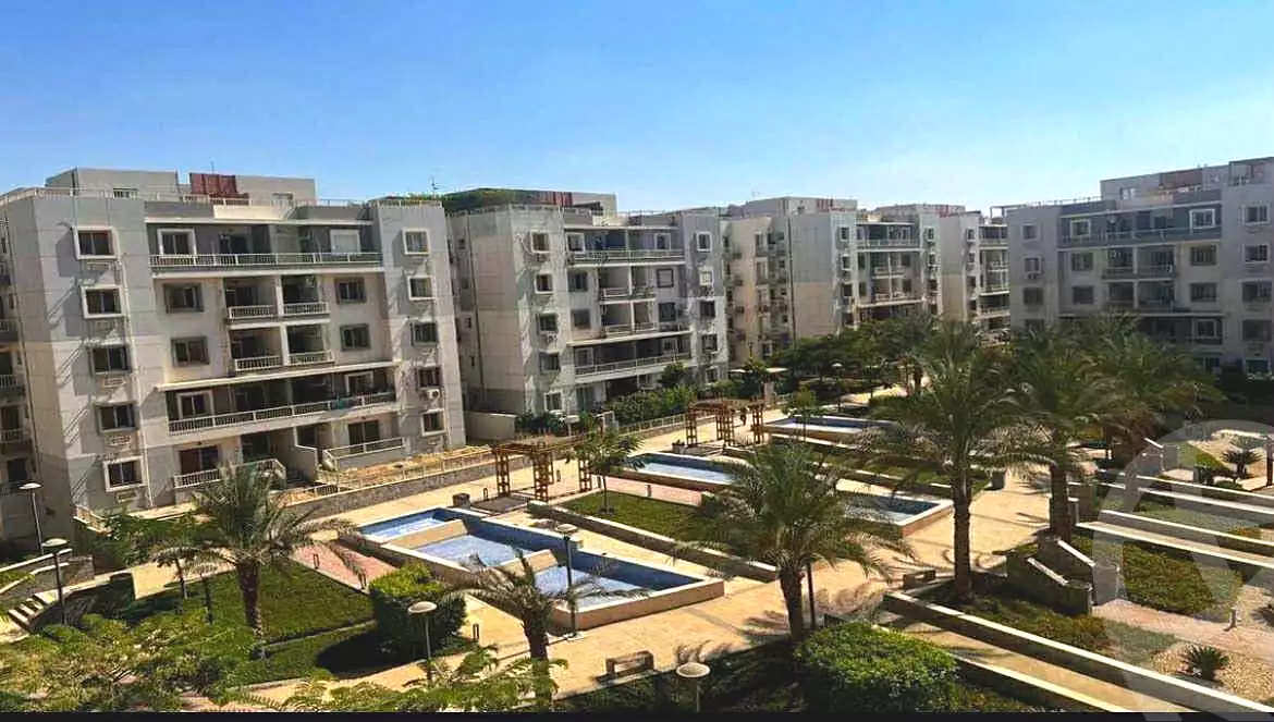 https://aqarmap.com.eg/en/listing/7210398-for-sale-cairo-new-cairo-compounds-jyd