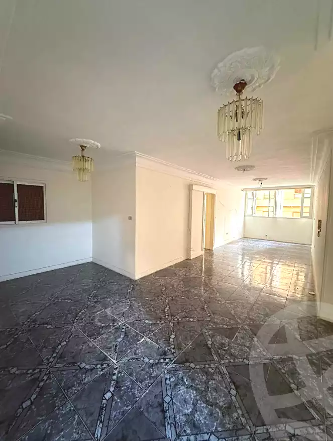 https://aqarmap.com.eg/ar/listing/7210635-for-sale-alexandria-sydy-bshr-sydy-bshr-bhry-abd-el-salam-aref-st