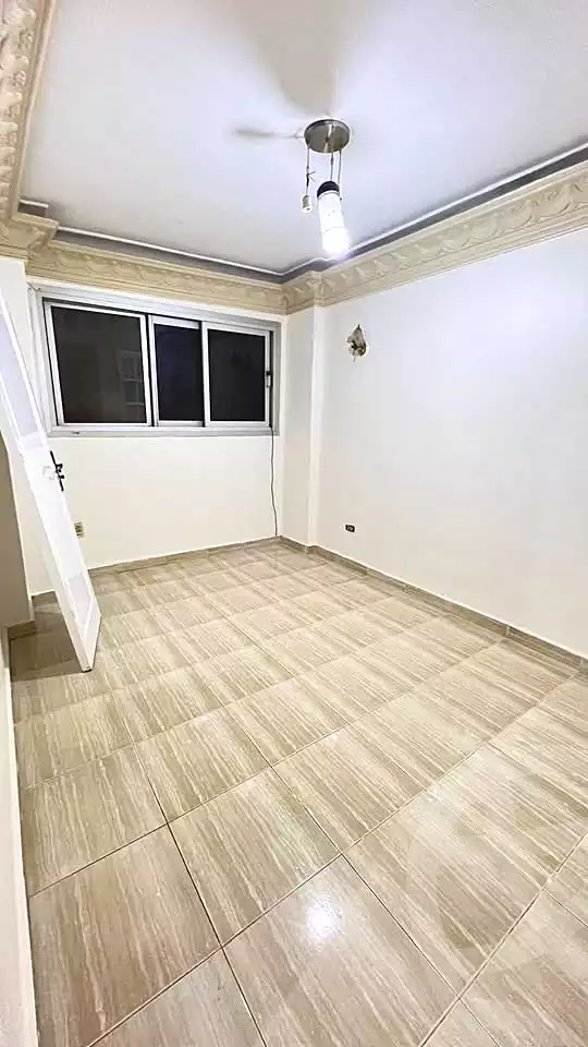 https://aqarmap.com.eg/ar/listing/7210878-for-rent-alexandria-sydy-bshr-sydy-bshr-bhry-shr-mhmwd-l-yswy