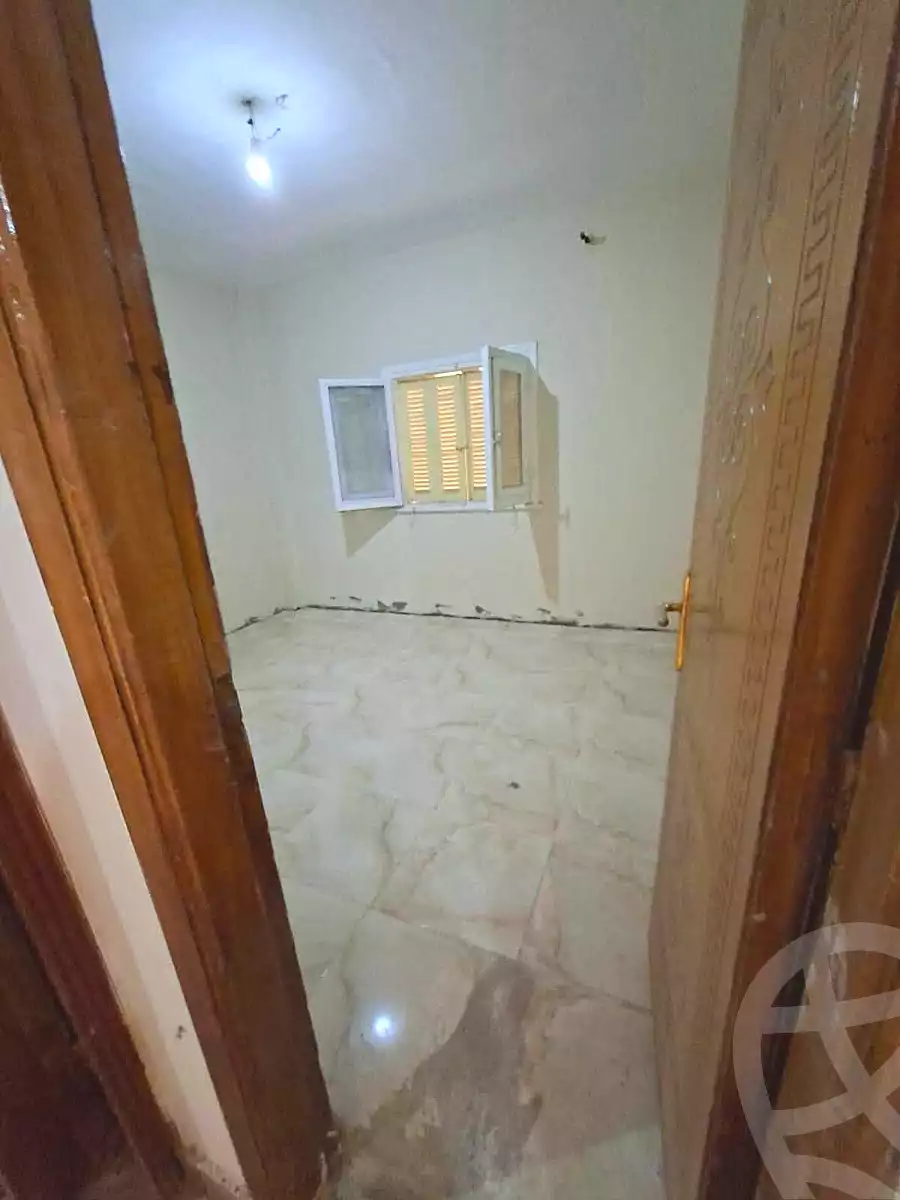 https://aqarmap.com.eg/ar/listing/7210975-for-sale-cairo-helwan-sherif-st