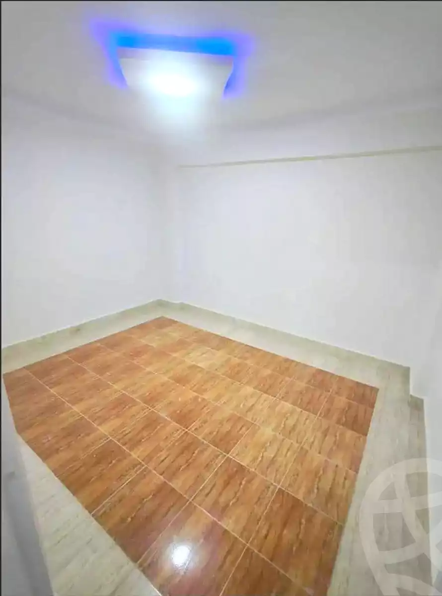 https://aqarmap.com.eg/en/listing/7194078-for-sale-alexandria-al-agamy-el-hanouvel-abo-el-shawareb-st