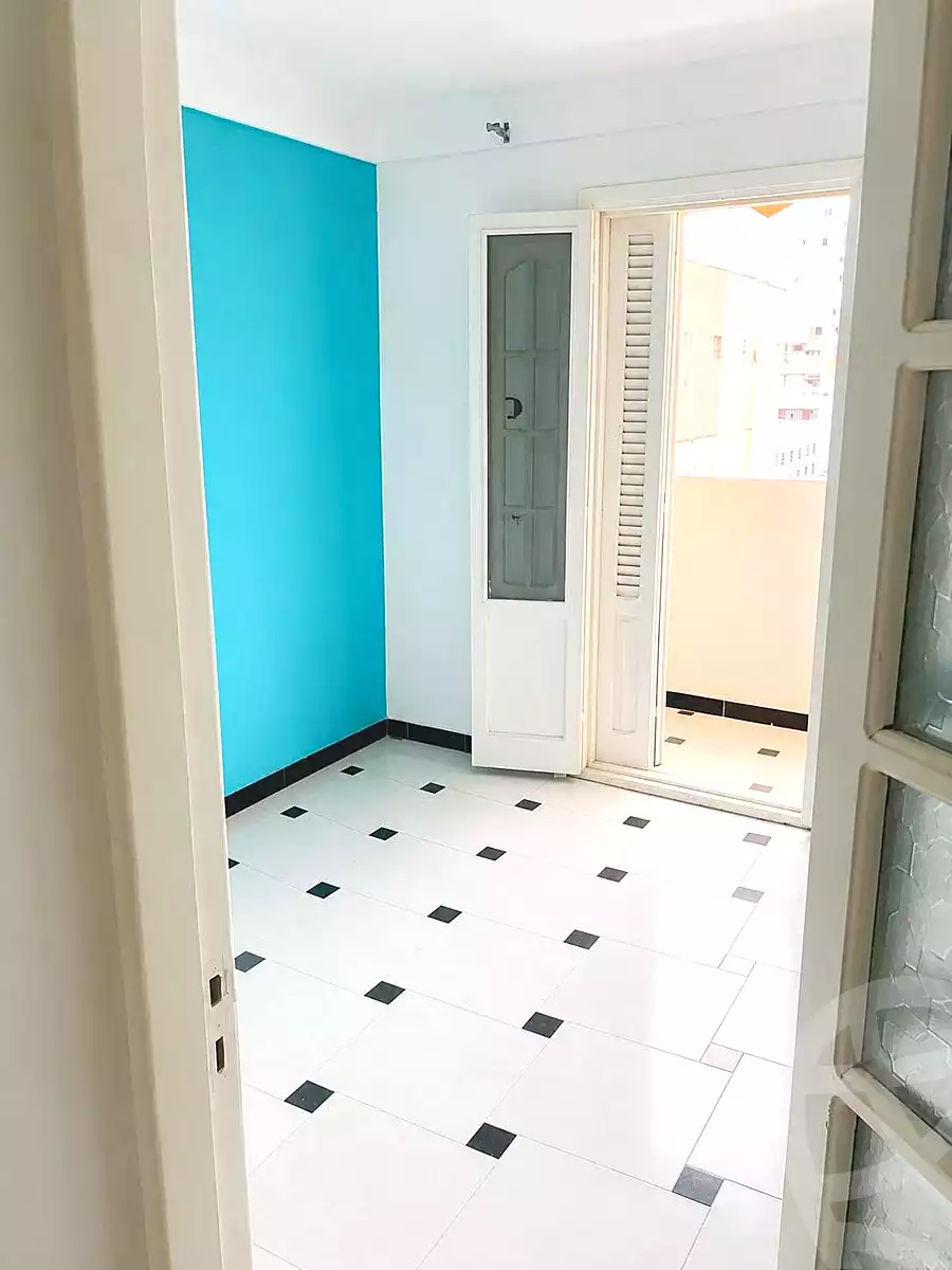 https://aqarmap.com.eg/ar/listing/7211051-for-sale-alexandria-sydy-bshr-sydy-bshr-bhry