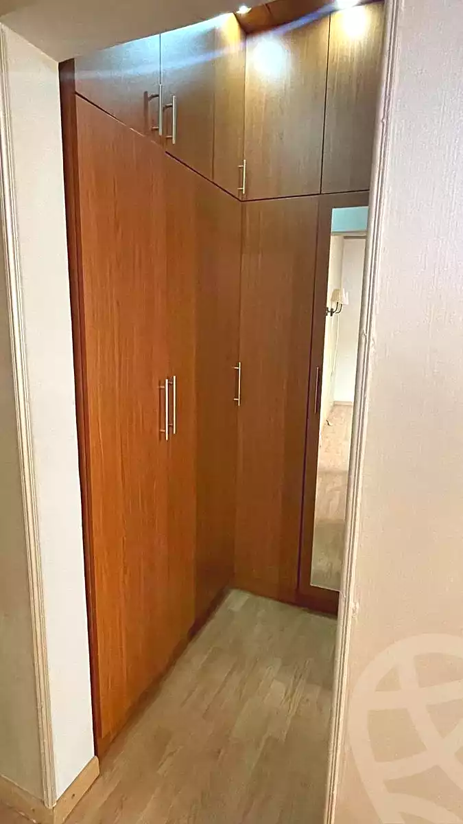 https://aqarmap.com.eg/en/listing/7211297-for-sale-cairo-new-cairo-ganob-el-akadamiya-south-academy-b-medhat-el-kholy-st