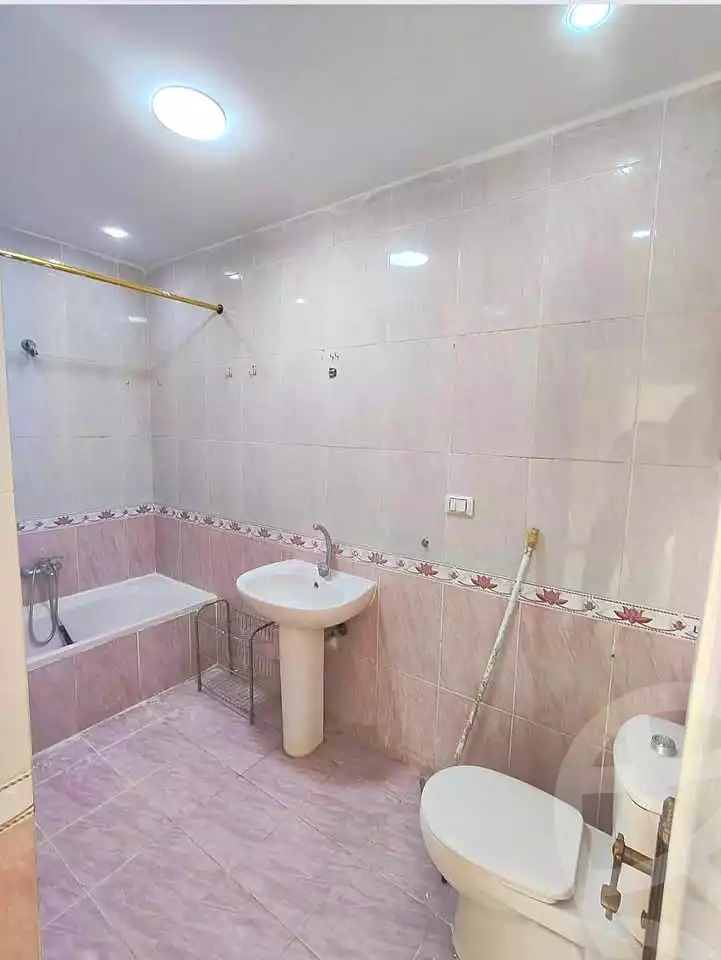 https://aqarmap.com.eg/ar/listing/7211584-for-sale-alexandria-sydy-bshr-sydy-bshr-bhry-gamal-abd-el-nasir-st