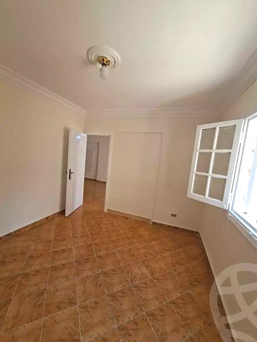 https://aqarmap.com.eg/en/listing/7211736-for-sale-alexandria-el-asafra-l-sfr-bhry