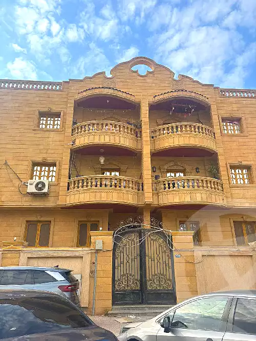 https://aqarmap.com.eg/ar/listing/7211759-for-rent-cairo-new-cairo-el-yassamin-el-yasmeen-3-mohamed-rahim-st