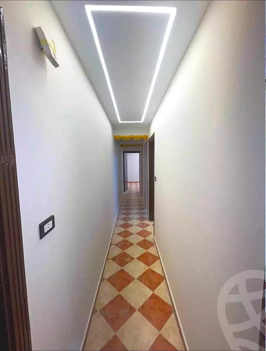 https://aqarmap.com.eg/en/listing/7212109-for-sale-alexandria-lsywf-el-falki