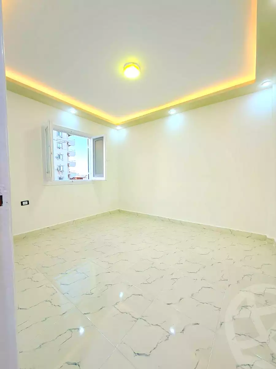 https://aqarmap.com.eg/ar/listing/7212113-for-sale-alexandria-al-agamy-shataa-el-nakheel