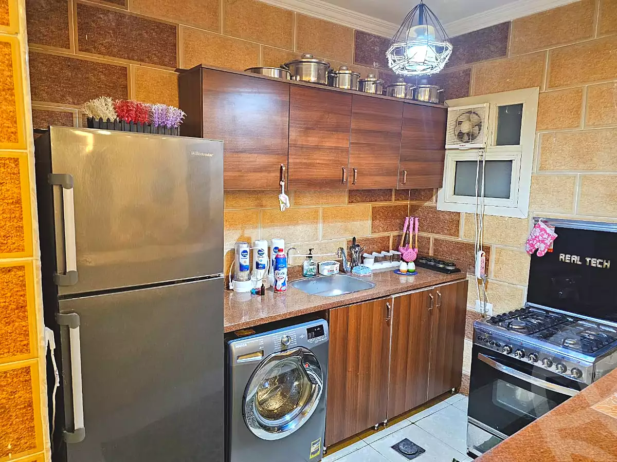 https://aqarmap.com.eg/ar/listing/7212685-for-rent-cairo-6th-of-october-el-ahyaa-neighborhood-2nd-divided-from-al-kafrawei-st
