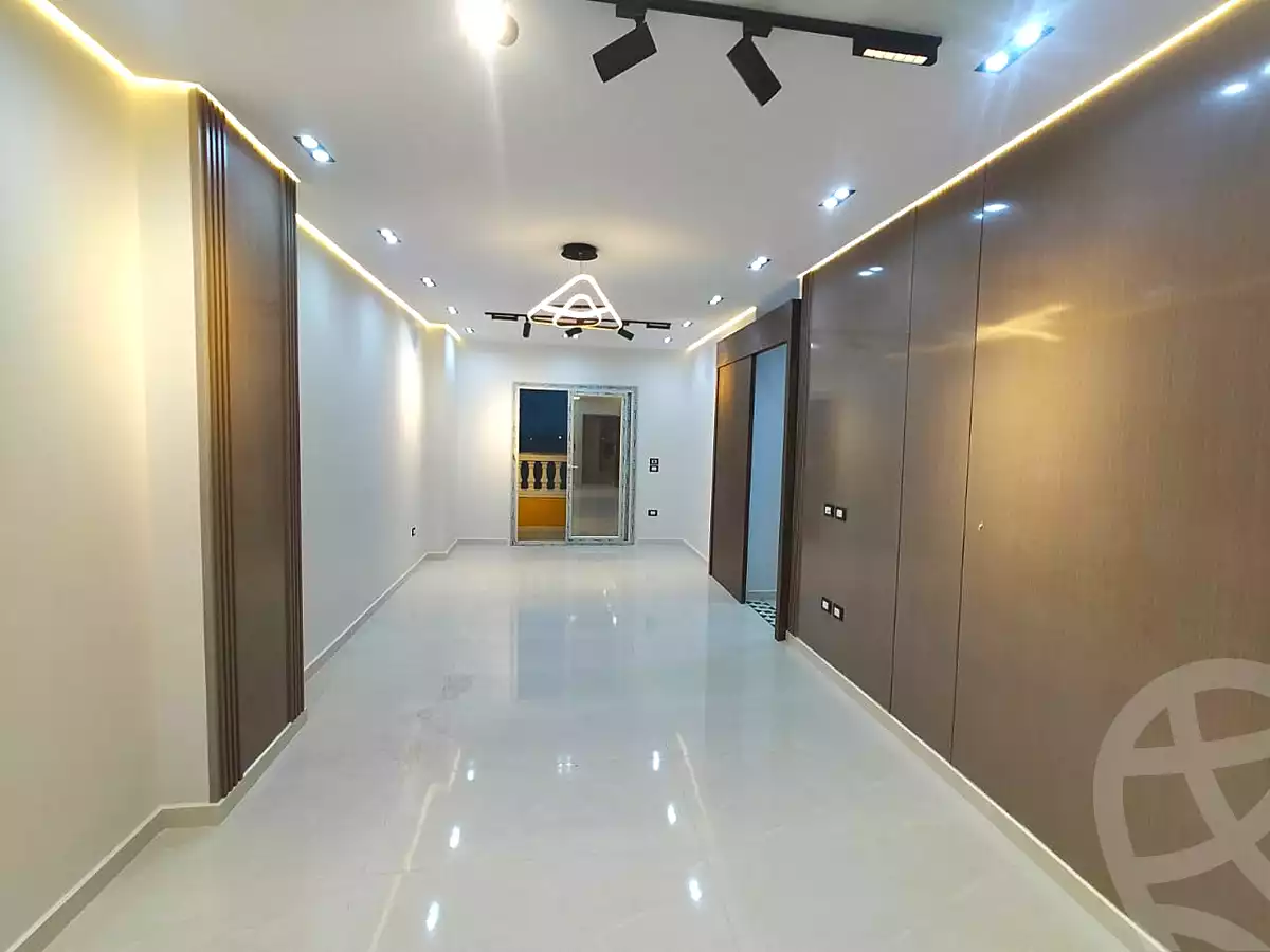 https://aqarmap.com.eg/en/listing/7212927-for-sale-cairo-6th-of-october-hadaeq-october-compounds-el-fardoos-city