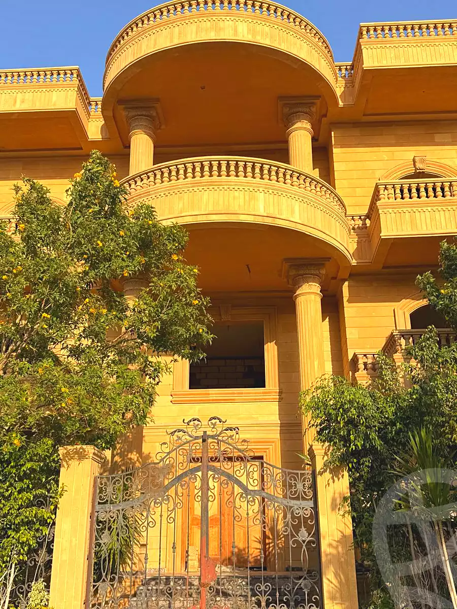 https://aqarmap.com.eg/en/listing/7213036-for-sale-cairo-new-cairo-el-choueifat-kassim-amin-st
