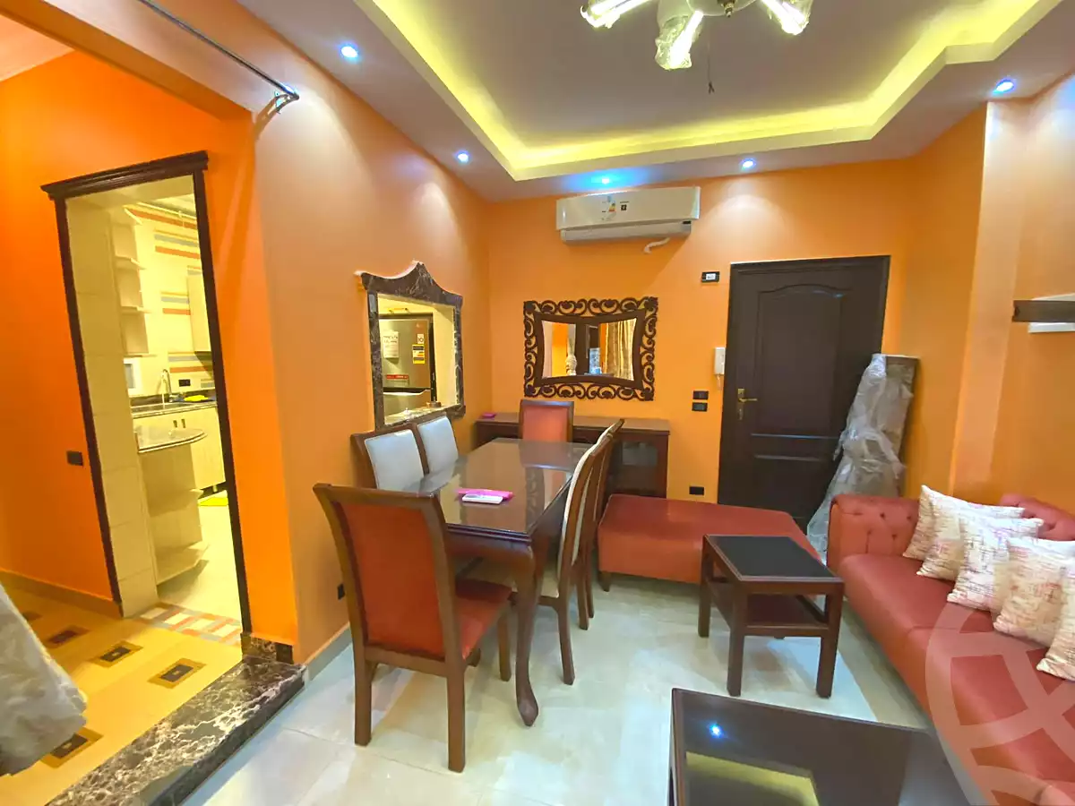 https://aqarmap.com.eg/ar/listing/7213102-for-sale-cairo-el-sheikh-zayed-city-compounds-rawdet-zayed