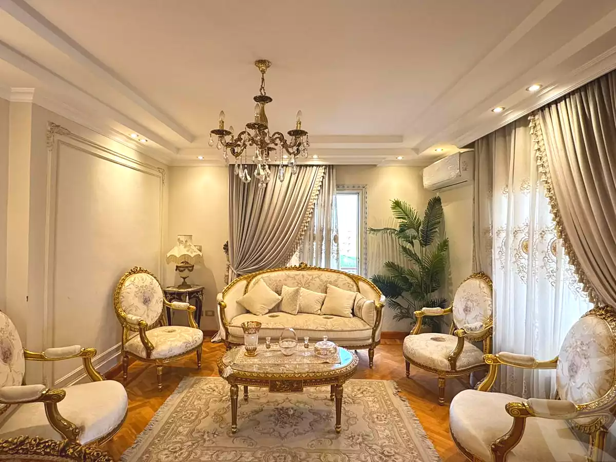 https://aqarmap.com.eg/ar/listing/7213148-for-sale-cairo-el-sheikh-zayed-city-compounds-el-khamayel