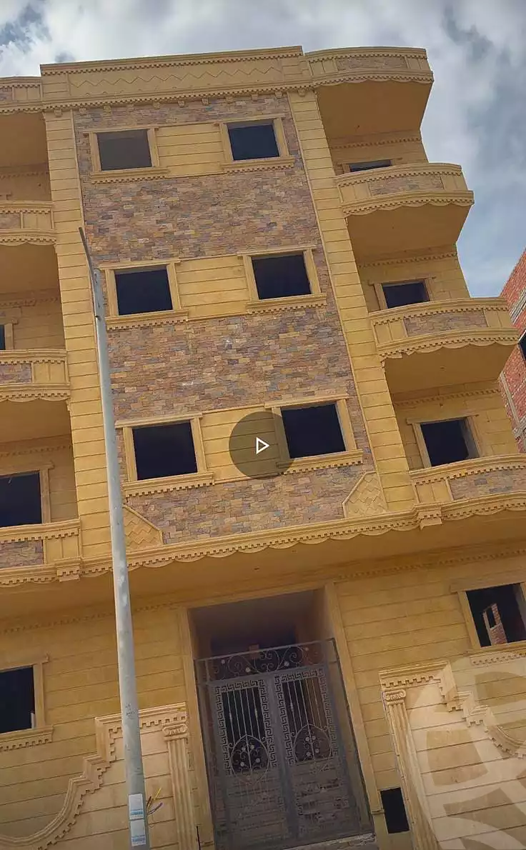 https://aqarmap.com.eg/ar/listing/7213291-for-sale-cairo-badr-city-hai-el-ashgar-featured-neighborhood-el-imam-el-bokhary-st