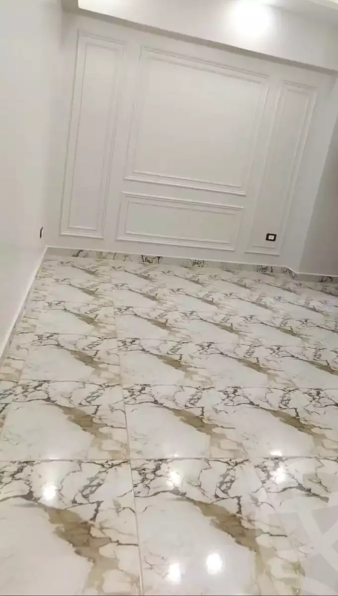 https://aqarmap.com.eg/ar/listing/7213678-for-sale-alexandria-al-agamy-el-hanouvel-el-kholafaa-el-rashdeen-st