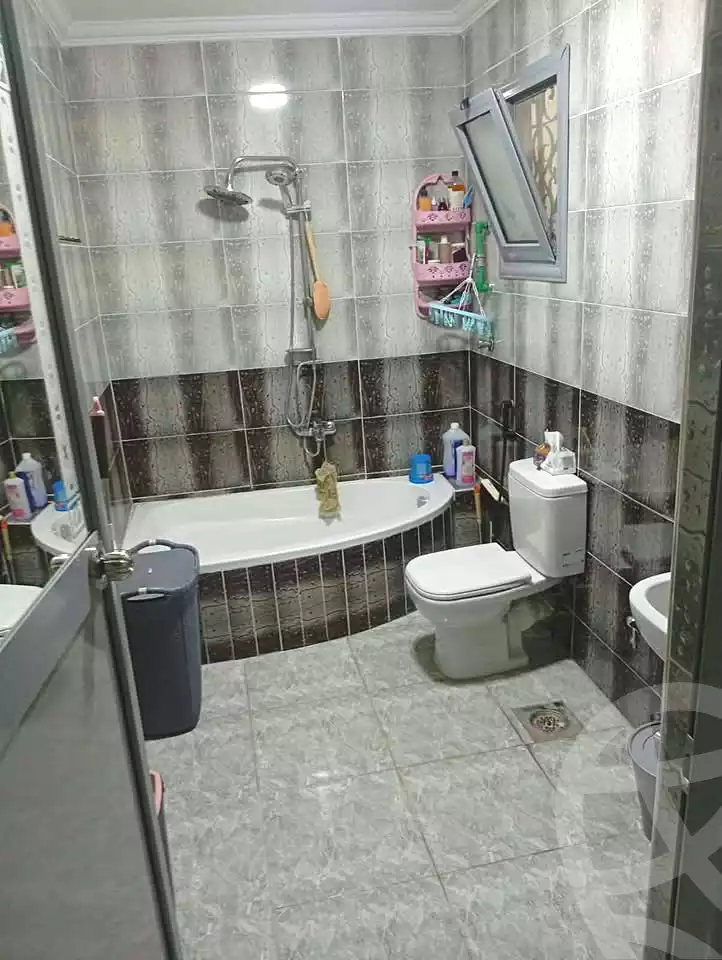https://aqarmap.com.eg/ar/listing/7213810-for-sale-alexandria-al-agamy-el-hanouvel