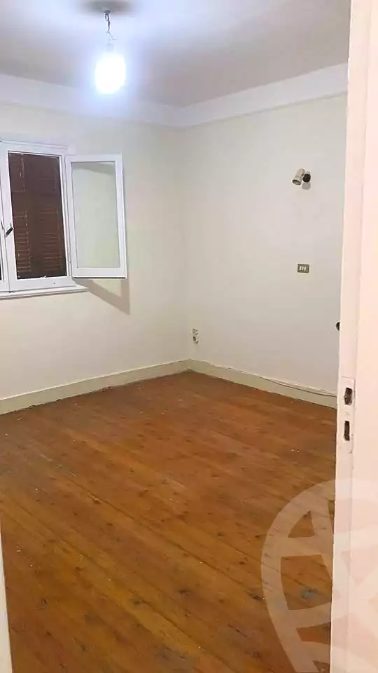 https://aqarmap.com.eg/en/listing/7214123-for-rent-alexandria-ganaklis-shr-bw-qyr-tryq-lhry