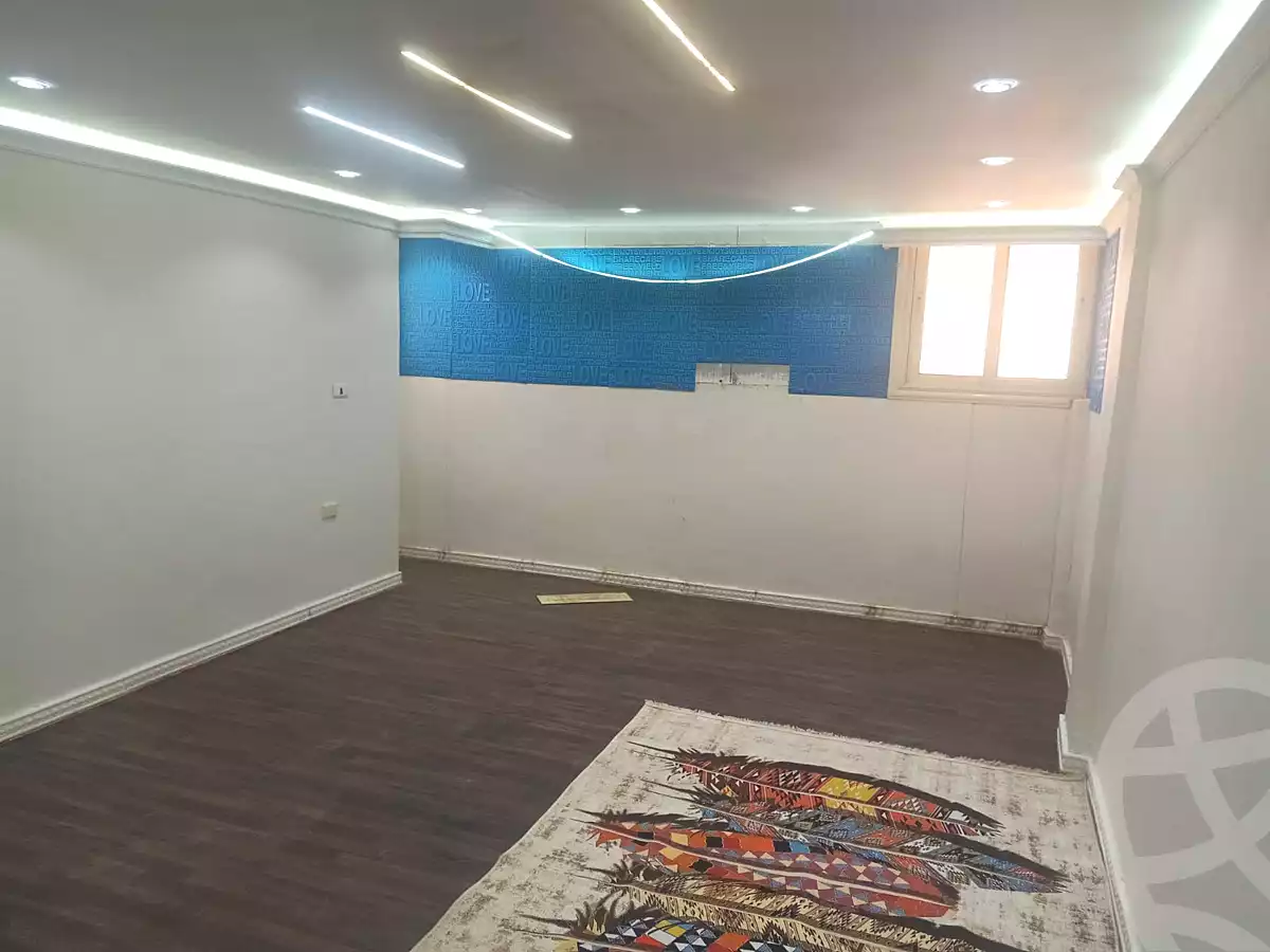 https://aqarmap.com.eg/ar/listing/7214514-for-rent-cairo-mokattam-lhdb-l-ly-hy-lqswr