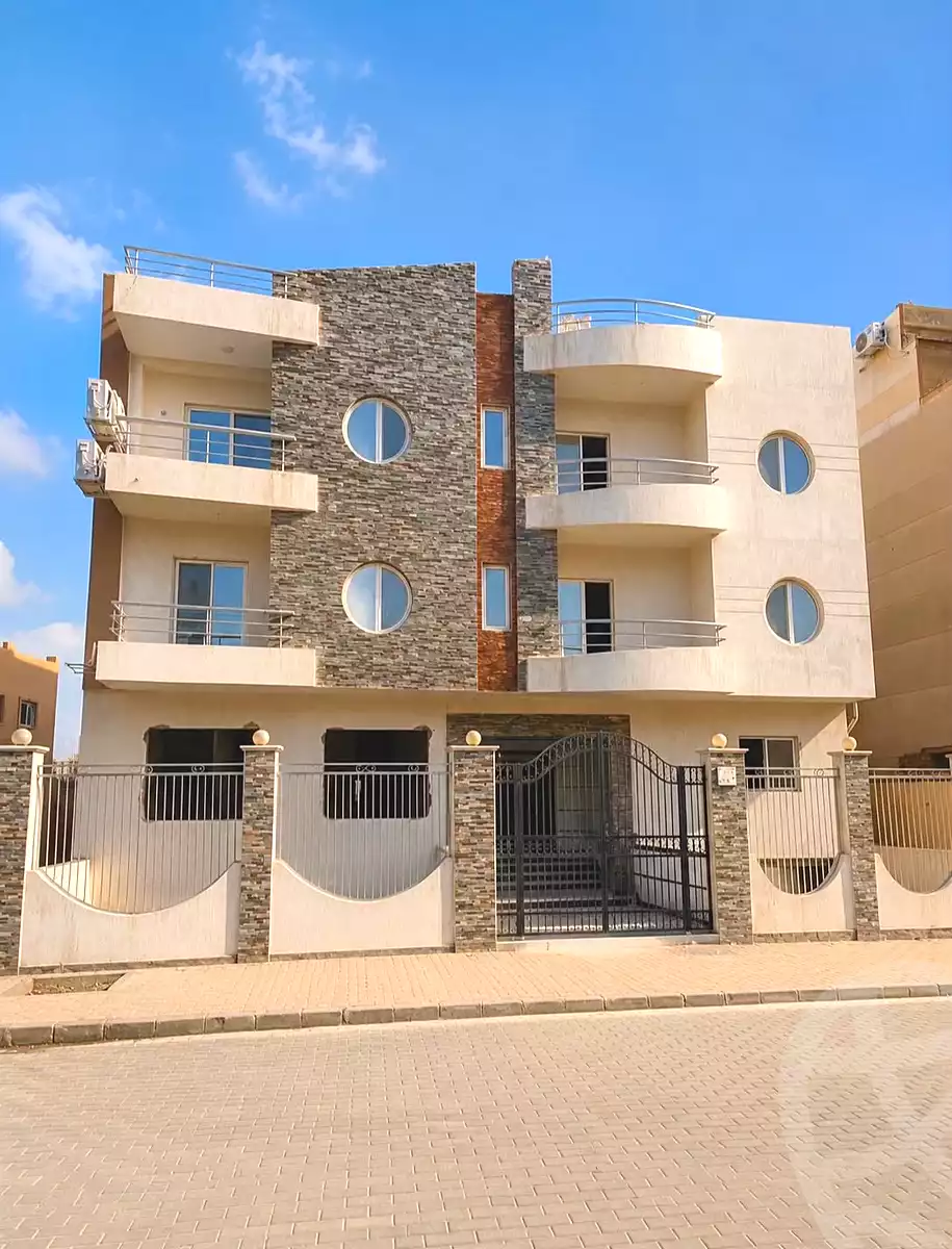 https://aqarmap.com.eg/ar/listing/7214634-for-sale-cairo-new-cairo-el-kornfol-el-kornfol-8