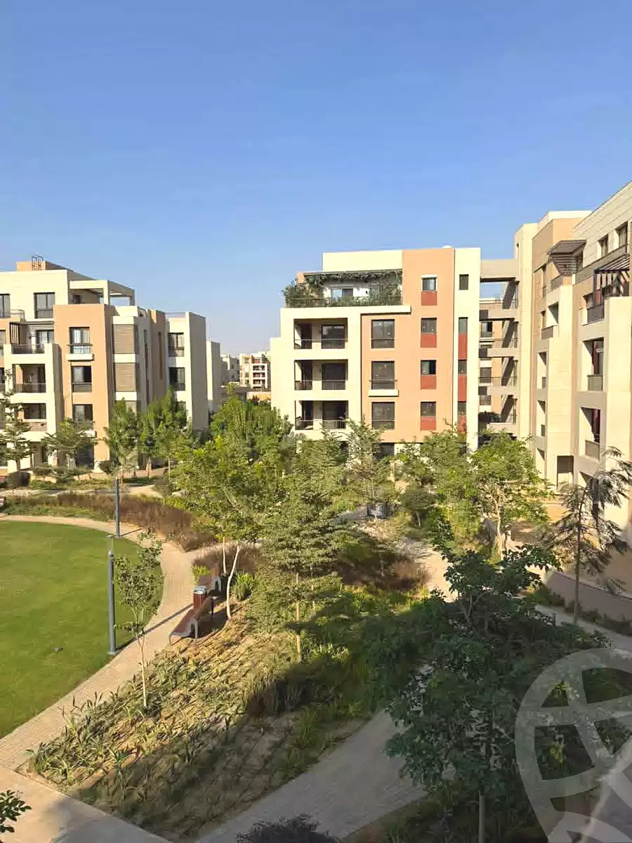 https://aqarmap.com.eg/ar/listing/7214897-for-sale-cairo-new-cairo-compounds-district-5-club-residence-apartments-district-5