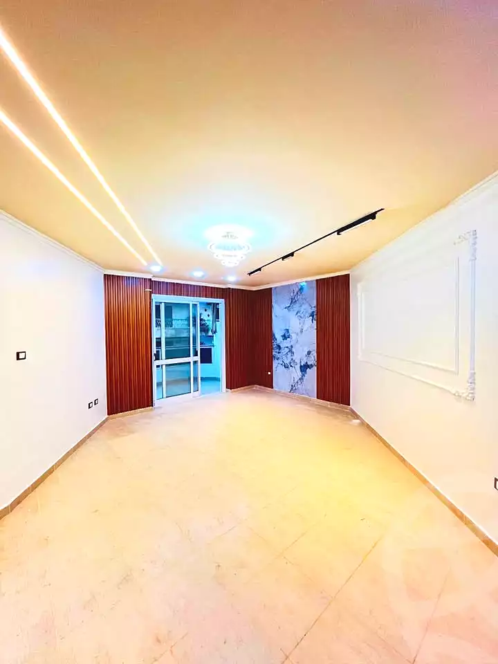 https://aqarmap.com.eg/ar/listing/7215245-for-sale-alexandria-al-agamy-shataa-el-nakheel