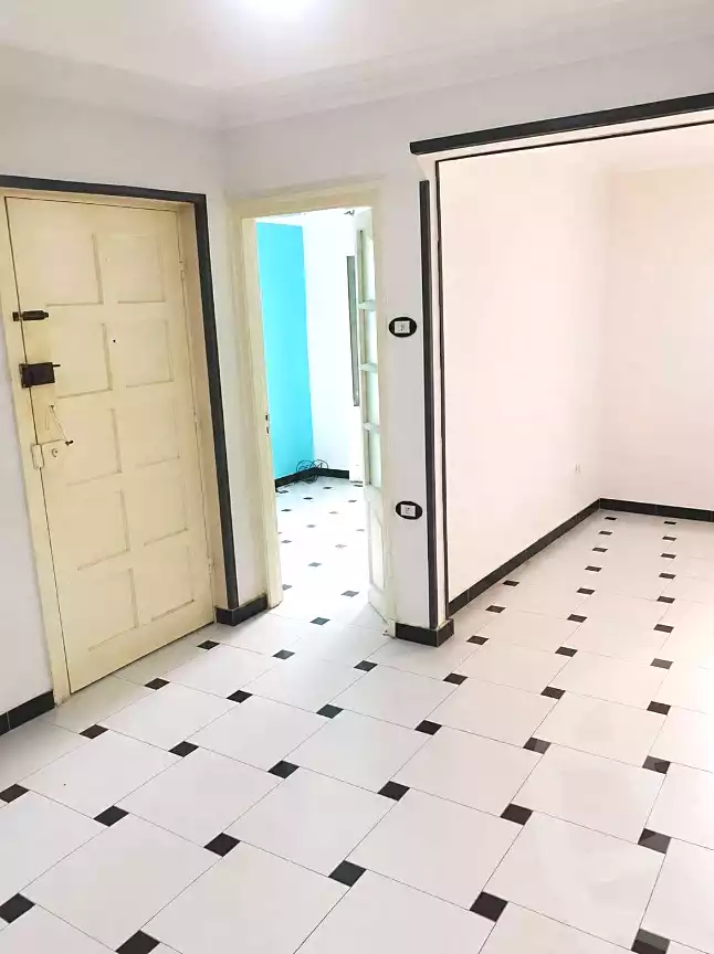 https://aqarmap.com.eg/ar/listing/7215524-for-sale-alexandria-sydy-bshr