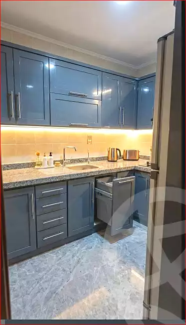 https://aqarmap.com.eg/ar/listing/7215708-for-sale-cairo-helwan-ahmed-enci-st