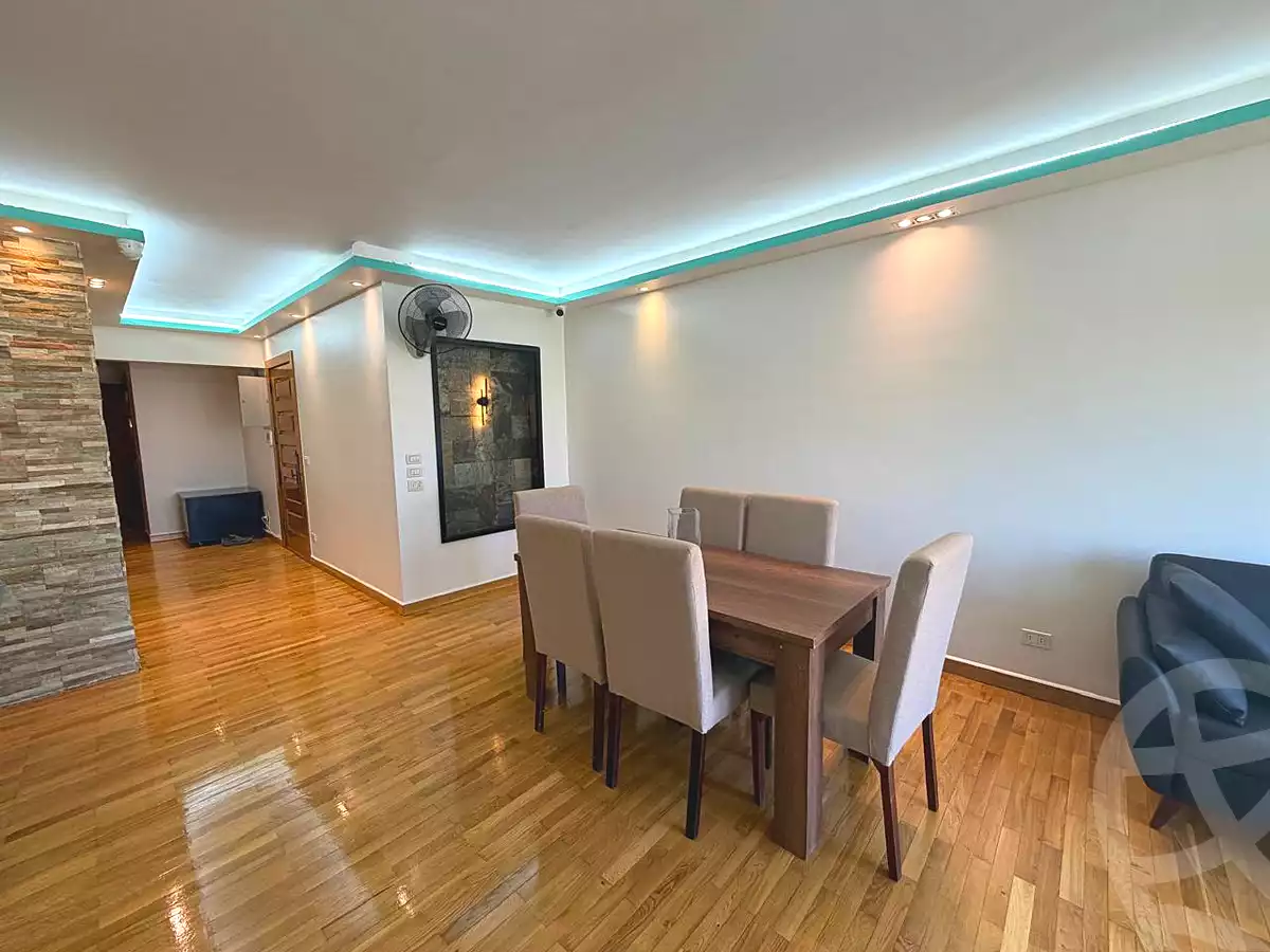https://aqarmap.com.eg/en/listing/7215704-for-sale-cairo-el-maadi-degla-street-200