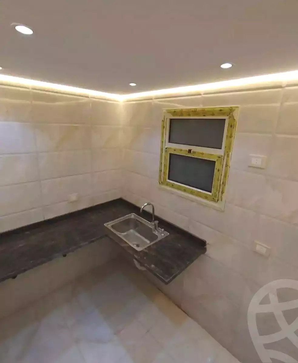 https://aqarmap.com.eg/ar/listing/7215778-for-rent-alexandria-moharram-bey