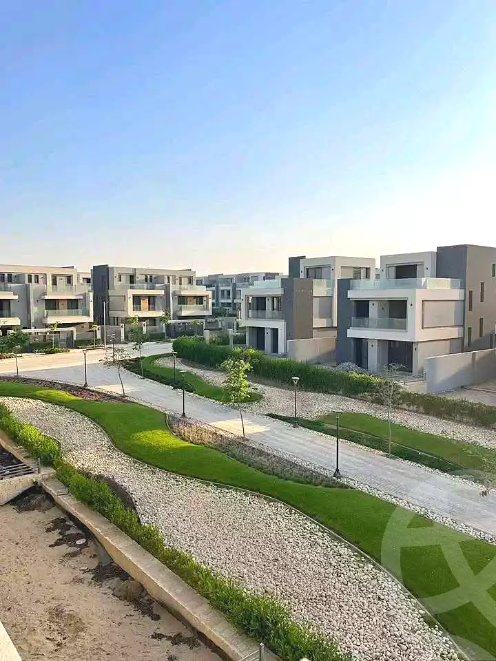 https://aqarmap.com.eg/ar/listing/7215999-for-sale-cairo-new-administrative-capital-r4-la-vista-city