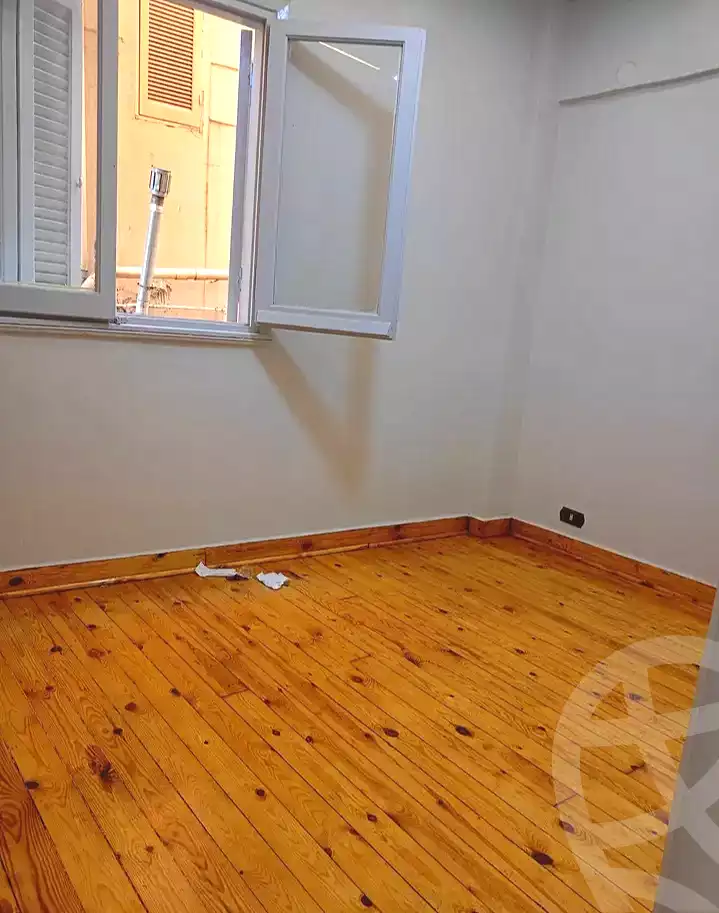 https://aqarmap.com.eg/en/listing/7216003-for-sale-alexandria-smouha
