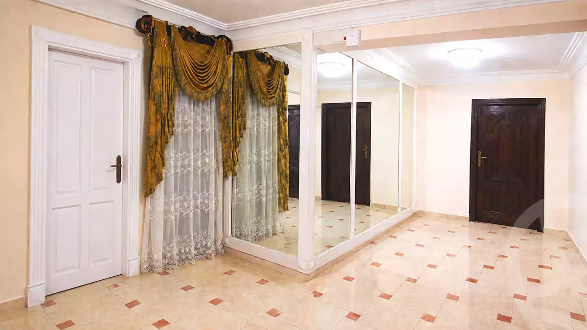 https://aqarmap.com.eg/ar/listing/7216037-for-sale-beheira-damanhour-damanhour-city-al-dawaa-st