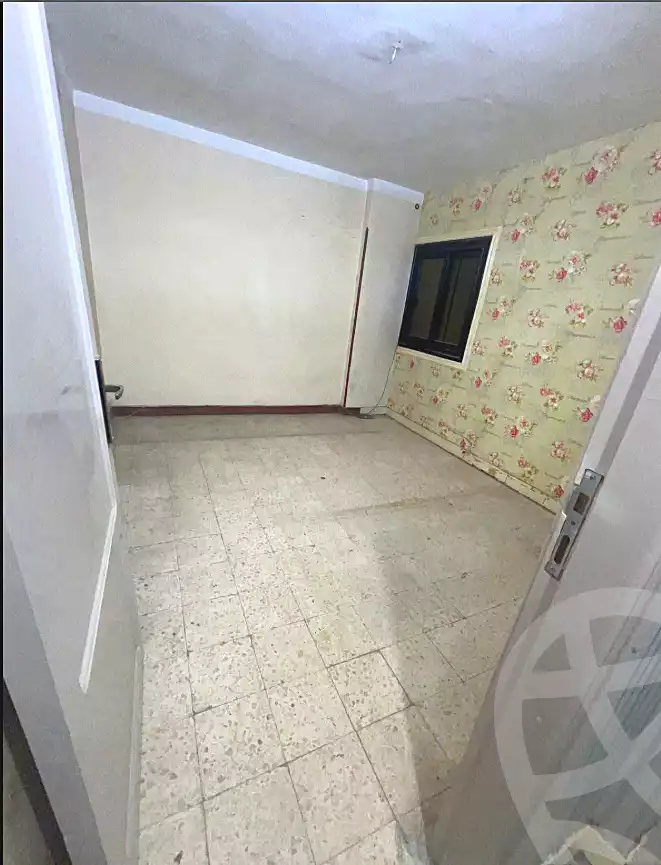 https://aqarmap.com.eg/ar/listing/7216061-for-sale-cairo-helwan-mahmoud-khater-st