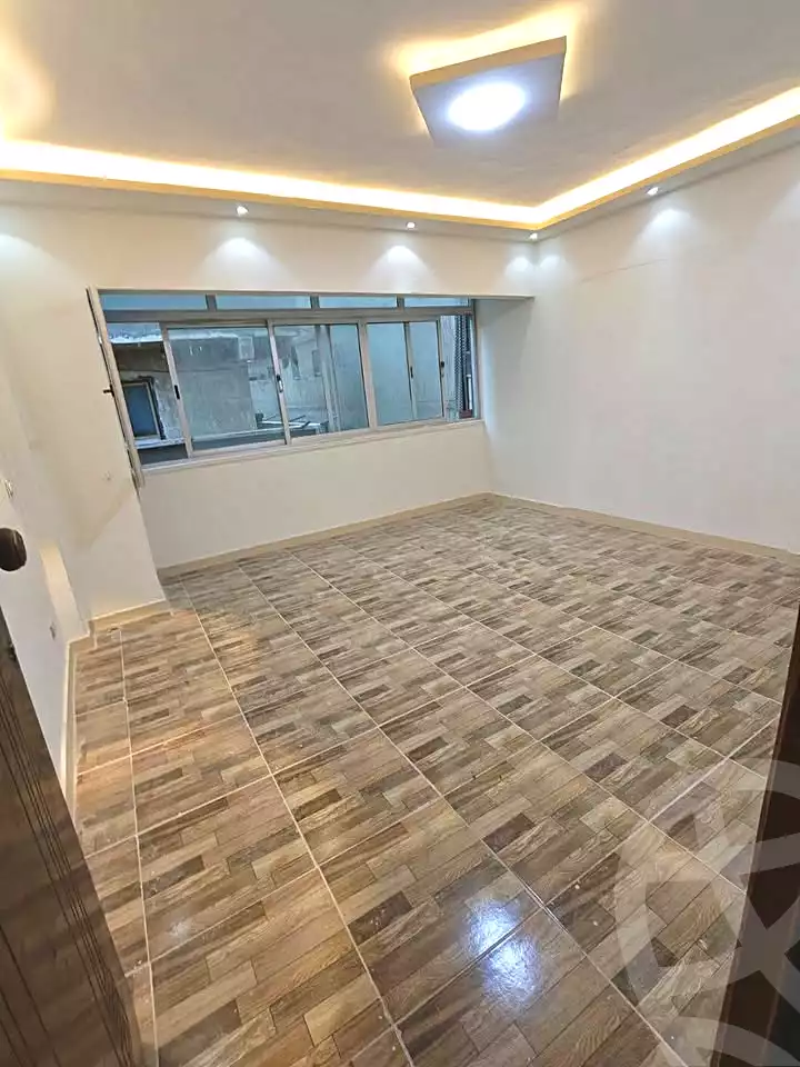 https://aqarmap.com.eg/ar/listing/7216145-for-sale-alexandria-al-agamy-el-hanouvel