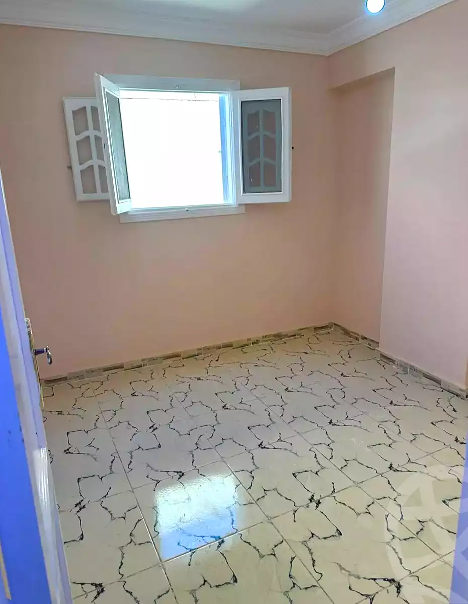 https://aqarmap.com.eg/ar/listing/7212304-for-sale-alexandria-al-agamy-el-hanouvel-abo-el-shawareb-st