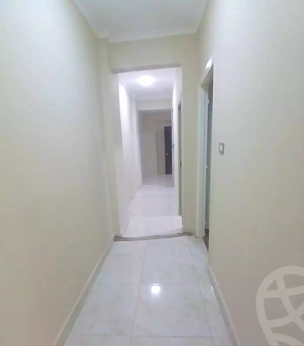 https://aqarmap.com.eg/ar/listing/7216165-for-sale-alexandria-el-asafra-ahmed-tiesser-st