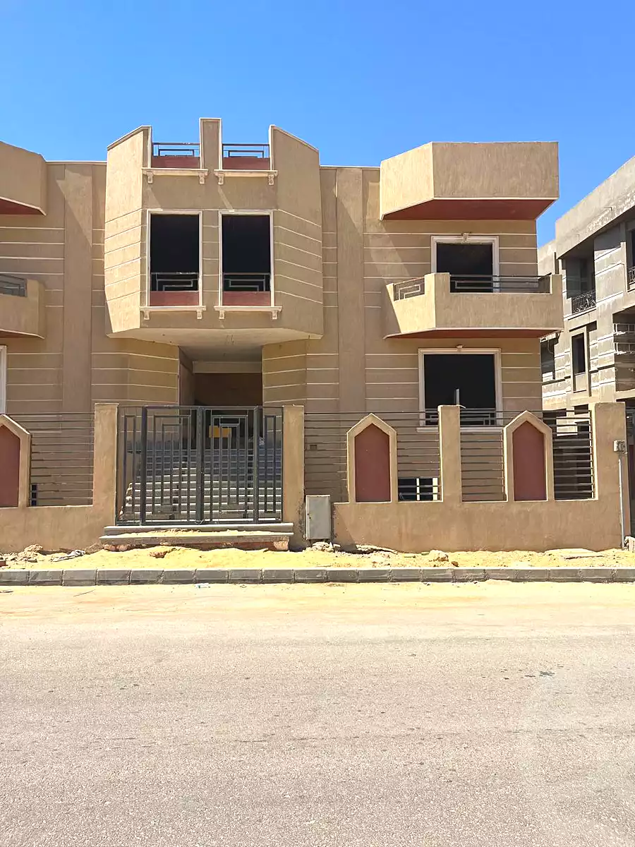 https://aqarmap.com.eg/ar/listing/7216233-for-sale-cairo-new-cairo-el-kornfol-el-kornfol-4