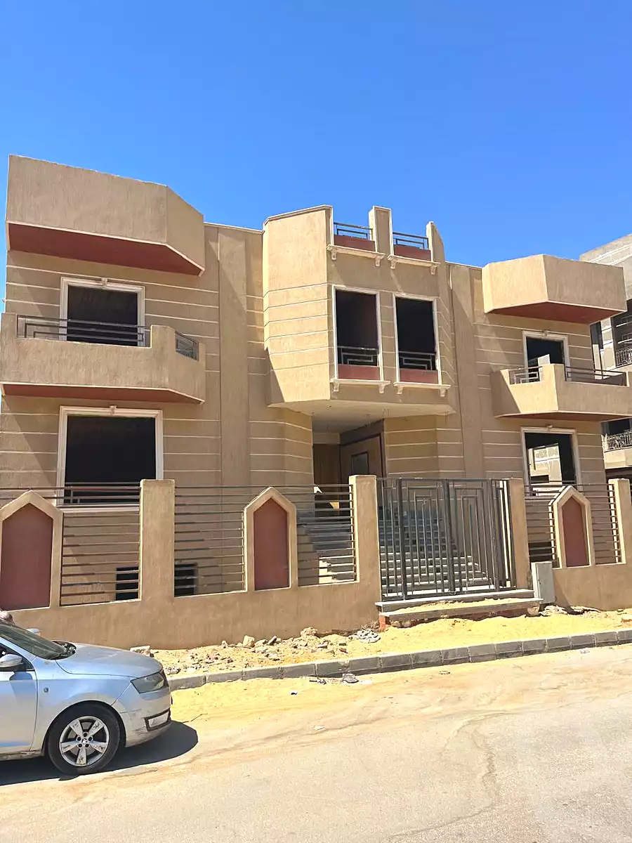 https://aqarmap.com.eg/ar/listing/7216233-for-sale-cairo-new-cairo-el-kornfol-el-kornfol-4
