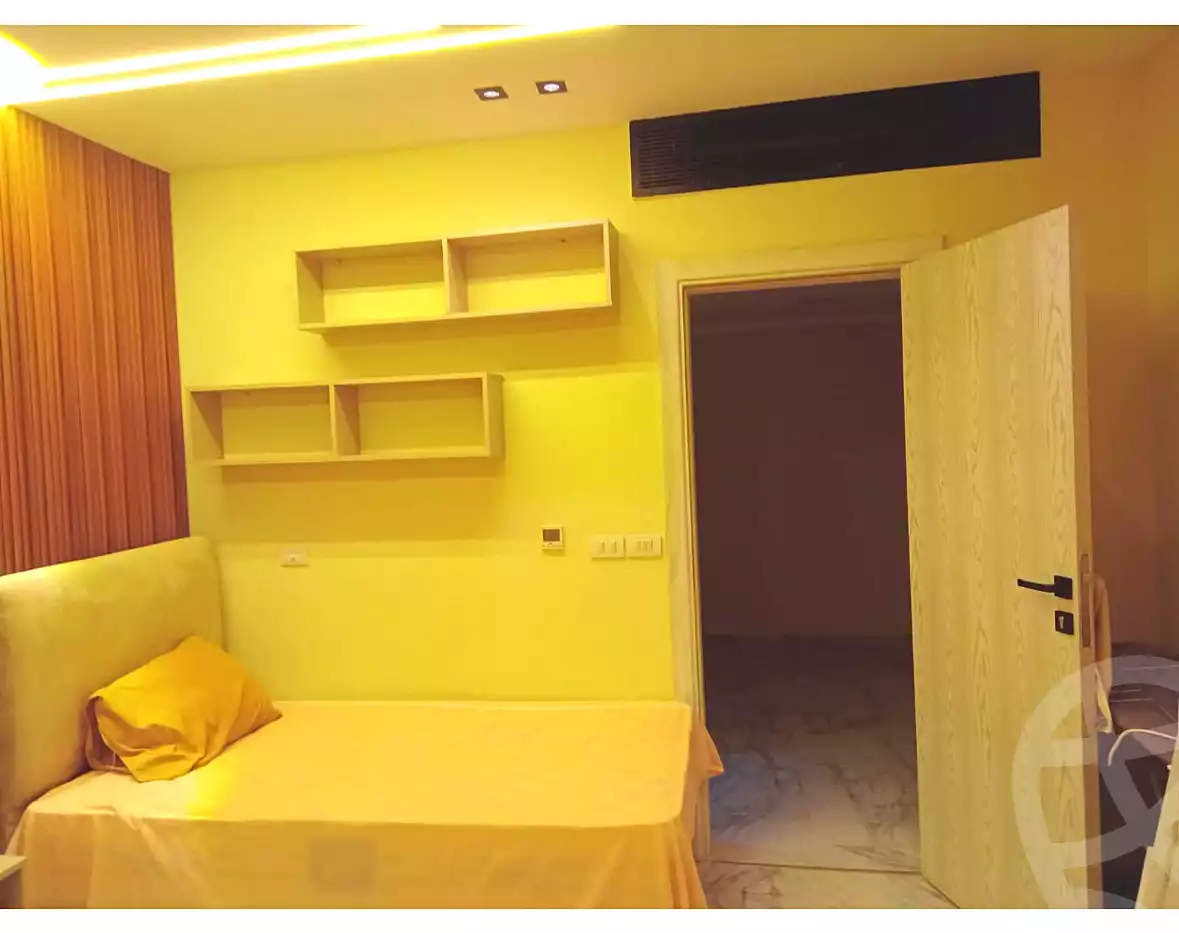 https://aqarmap.com.eg/ar/listing/7199229-for-rent-cairo-new-cairo-compounds-villette-kmbwnd-sky-kwndwz-swdyk-villette