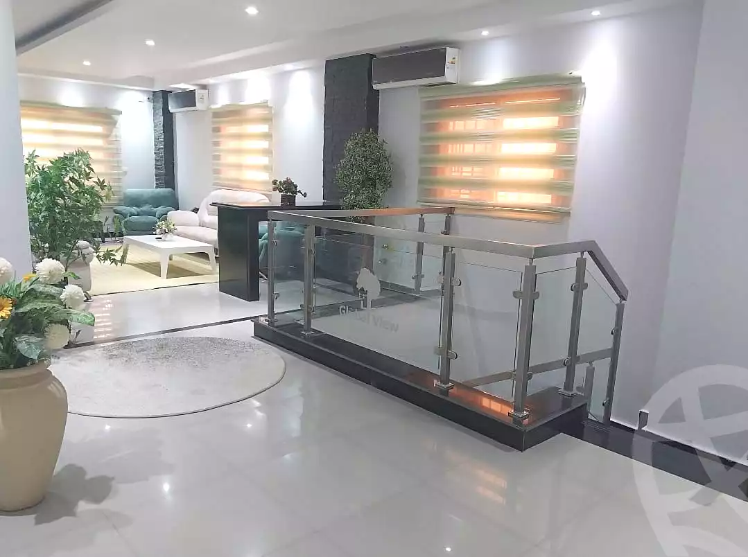 https://aqarmap.com.eg/ar/listing/7216505-for-sale-cairo-el-sheikh-zayed-city-el-hay-elsades-ashaer