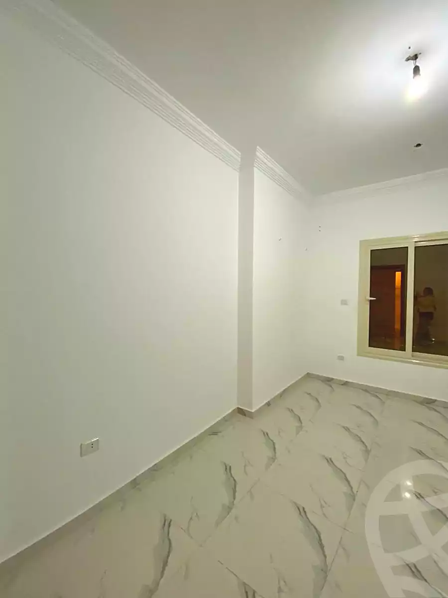 https://aqarmap.com.eg/ar/listing/7216596-for-rent-cairo-6th-of-october-el-ahyaa-neighborhood-5th-street-2