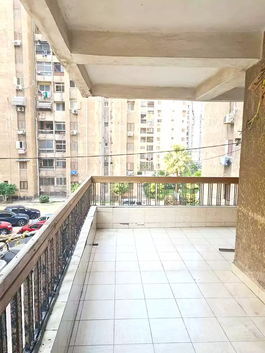 https://aqarmap.com.eg/en/listing/7216641-for-rent-alexandria-mostafa-kamel-area