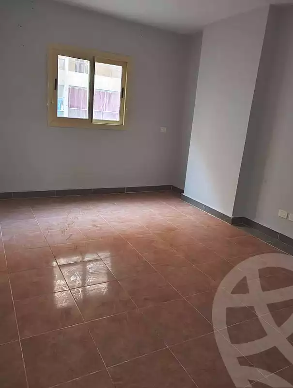 https://aqarmap.com.eg/en/listing/7216765-for-rent-alexandria-el-montazah