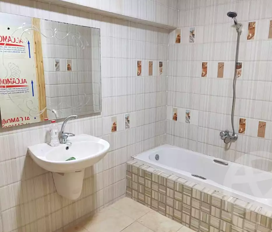 https://aqarmap.com.eg/en/listing/7216765-for-rent-alexandria-el-montazah