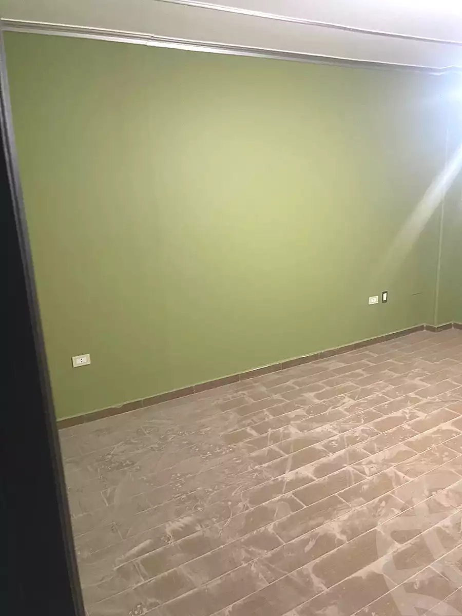 https://aqarmap.com.eg/ar/listing/7216973-for-sale-cairo-6th-of-october-el-ahyaa-neighborhood-3rd-al-hay-al-thalith-st