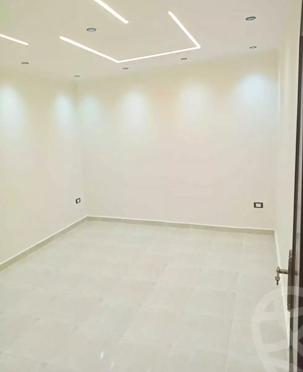 https://aqarmap.com.eg/en/listing/7216999-for-sale-alexandria-al-agamy-el-hanouvel