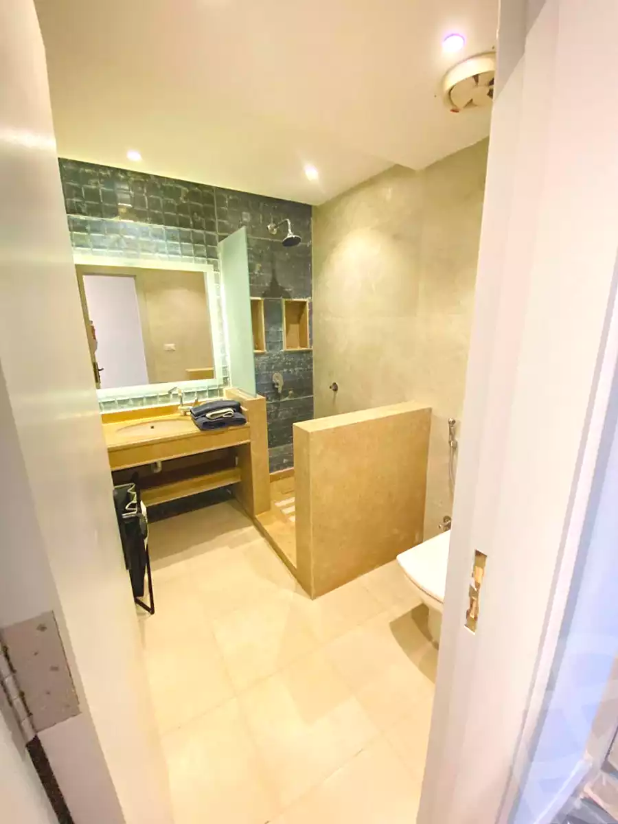 https://aqarmap.com.eg/ar/listing/7217065-for-rent-cairo-el-sheikh-zayed-city-compounds-beverly-hills